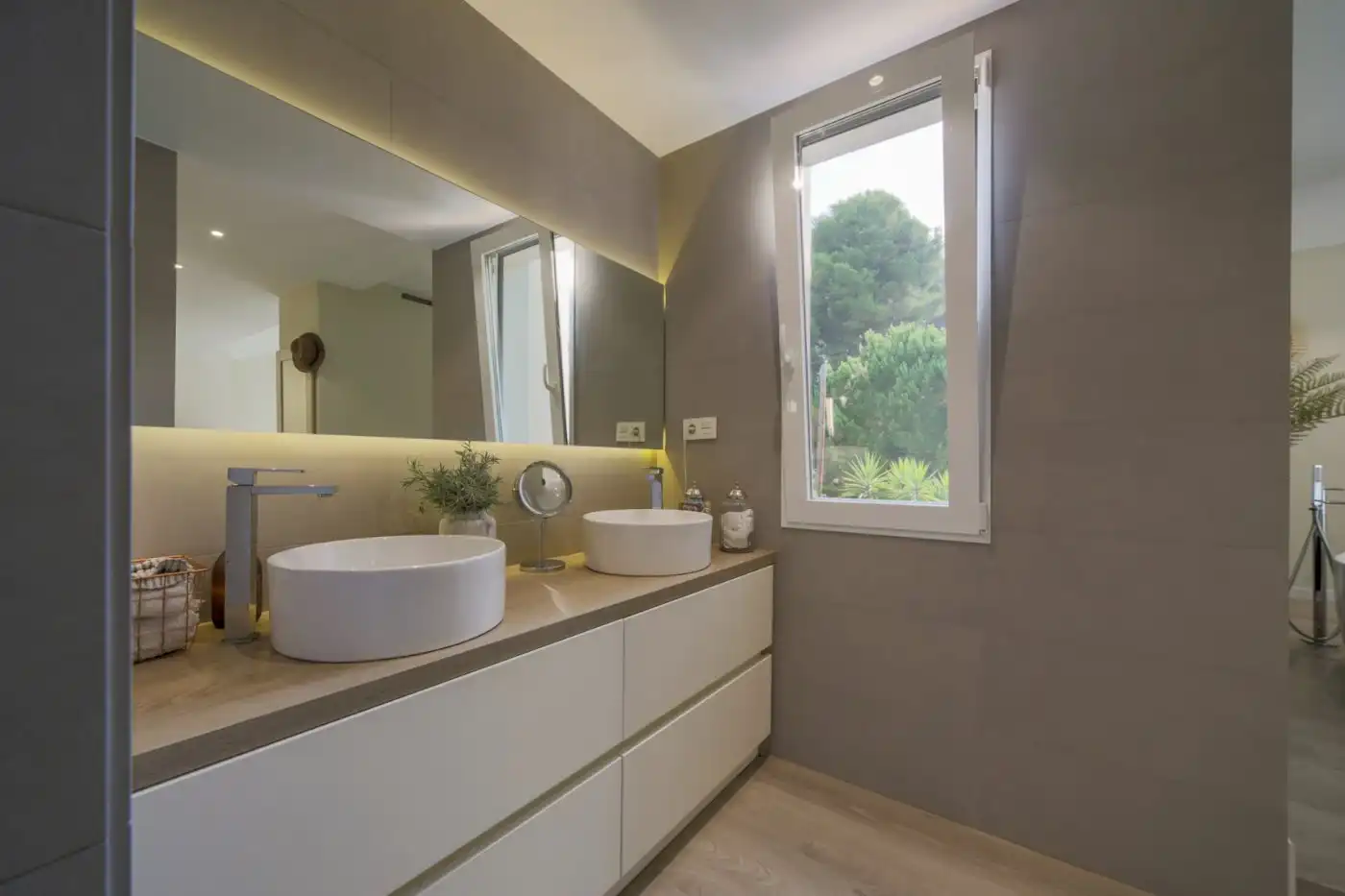 Baño de Casa o chalet en venta en Montornés - Las Palmas - El Refugio