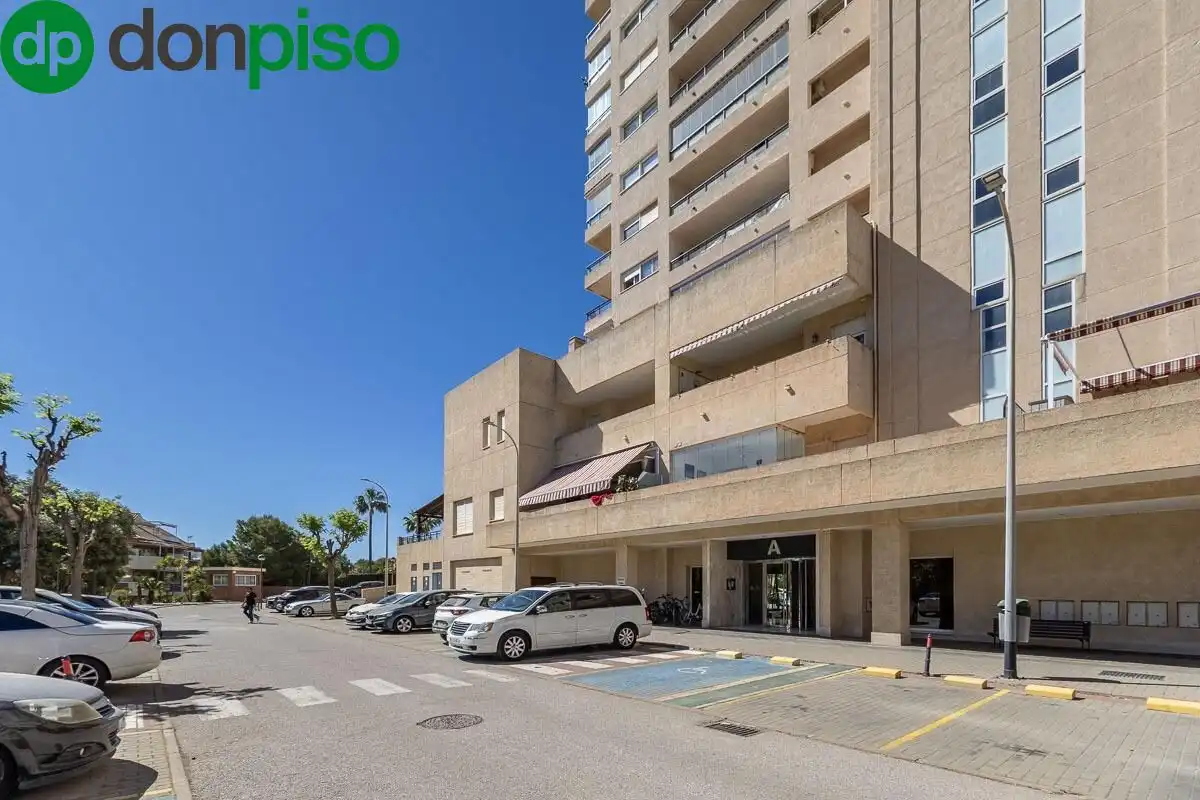 Pis amb piscina en venda a Calle Coloso, imagen 35