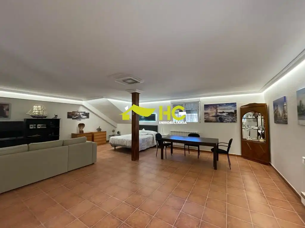 Sala d'estar de Estudi de lloguer en Villaviciosa de Odón amb Calefacció i Moblat
