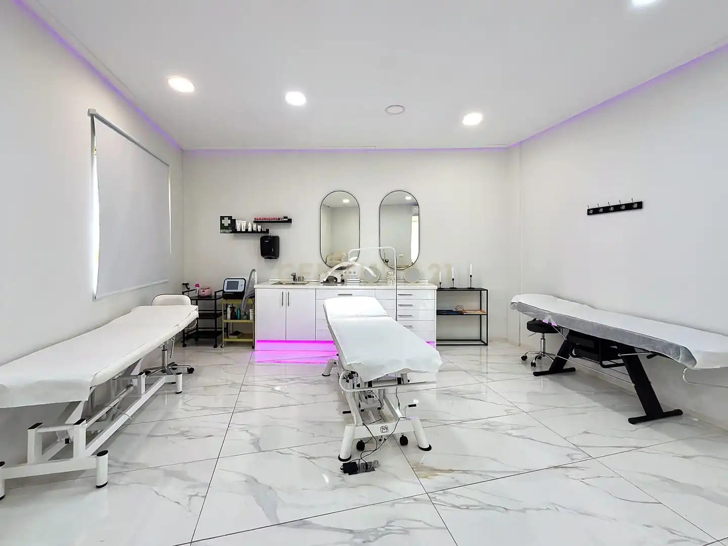Commercial properties for transfer in Torremolinos  with Air Conditioner