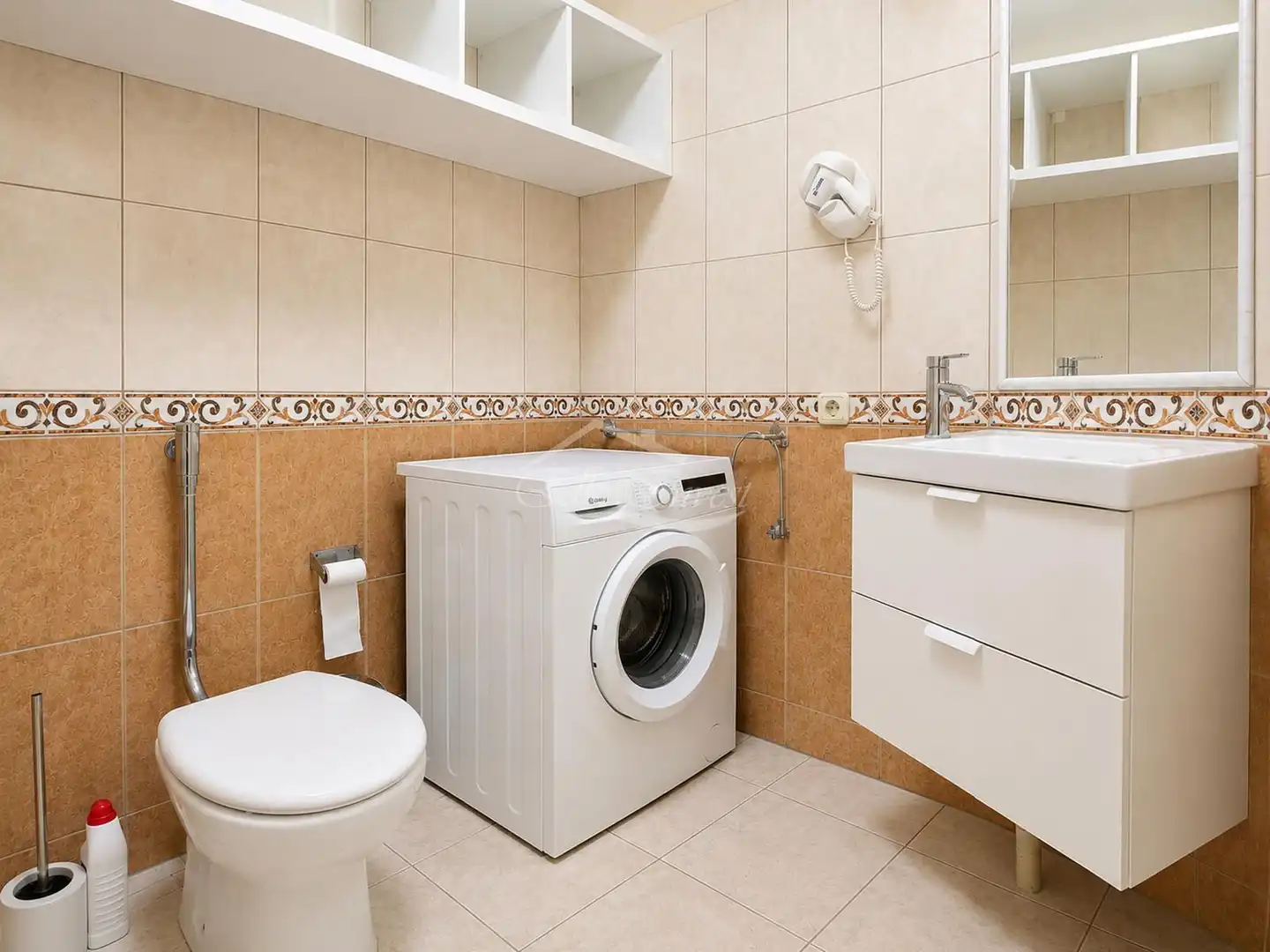 Bathroom of Flat for sale in Adeje  with Terrace, Swimming Pool and Furnished