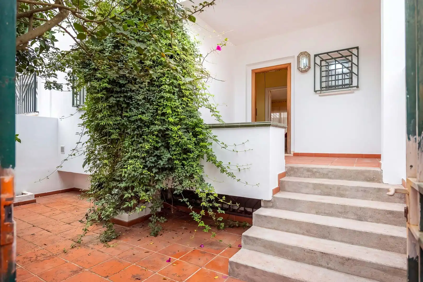 Adosado con piscina en venta en Calle de Julio Romero de Torres 55, imagen 2