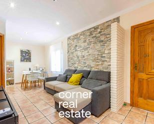 Exterior view of Flat for sale in Sant Cugat del Vallès  with Air Conditioner, Heating and Private garden