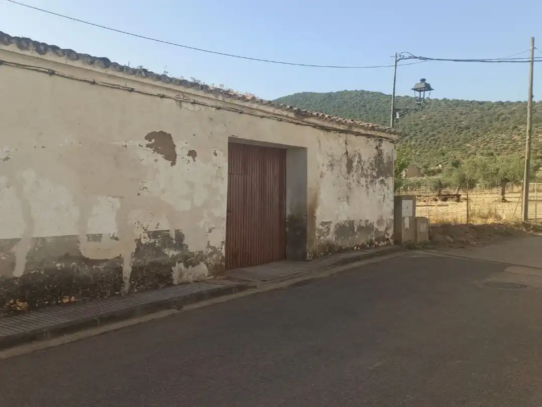 Vista exterior de Residencial en venda en La Lapa, Badajoz