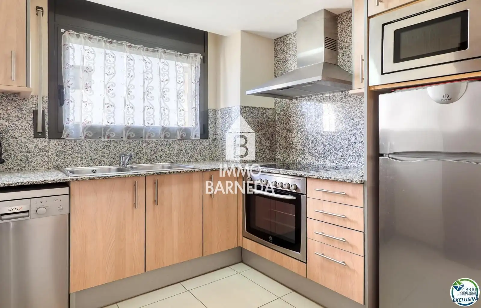 Appartamento con piscina in vendita a DE JOANOT MARTORELL 25, imagen 5