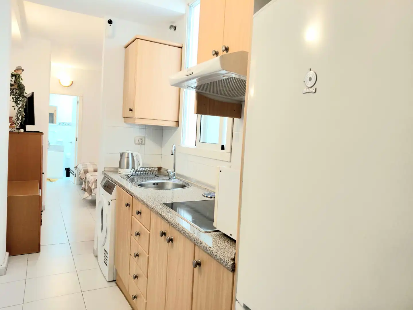 Cocina de Estudio de alquiler en Las Palmas de Gran Canaria con Amueblado, Lavadora y Microondas