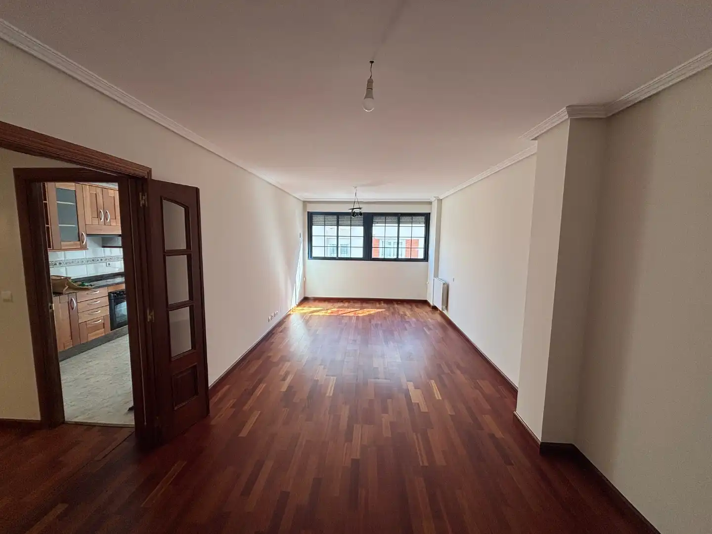 Sala d'estar de Pis de lloguer en Ponferrada amb Calefacció, Parquet i Traster