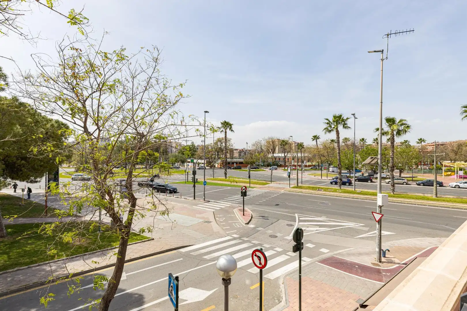 Vista exterior de Piso de alquiler en Murcia con Aire acondicionado y Terraza