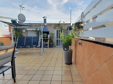 Doppelhaushälfte mit Balkon zum Verkauf in Creu de Barberà - Sector Sud