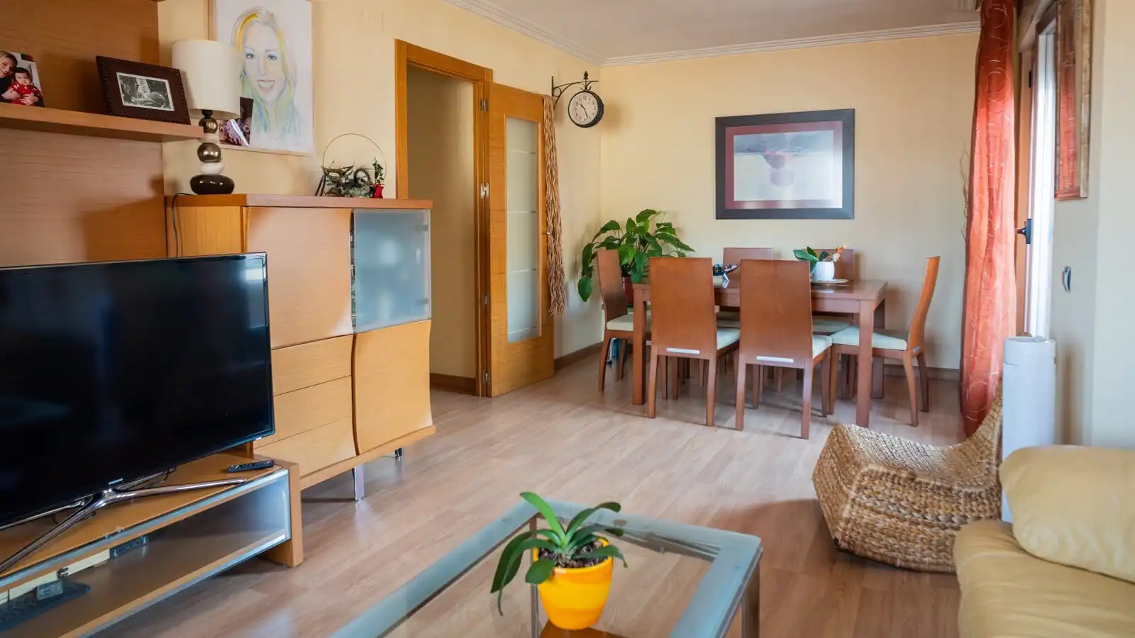 Sala de estar de Piso en venta en Salamanca con Calefacción, Parquet y Amueblado