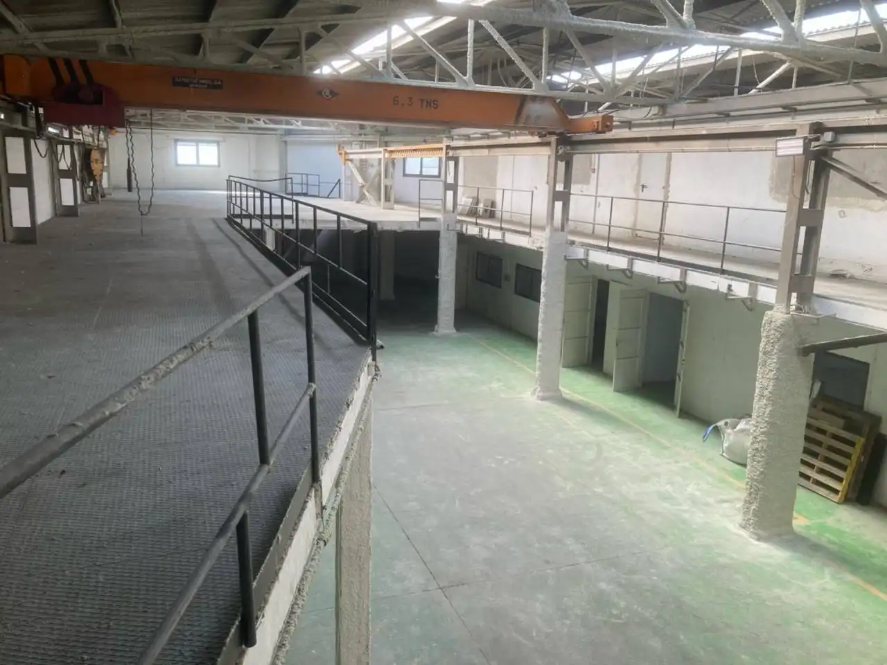 Fabrikhallen zur Miete in Montcada i Reixac