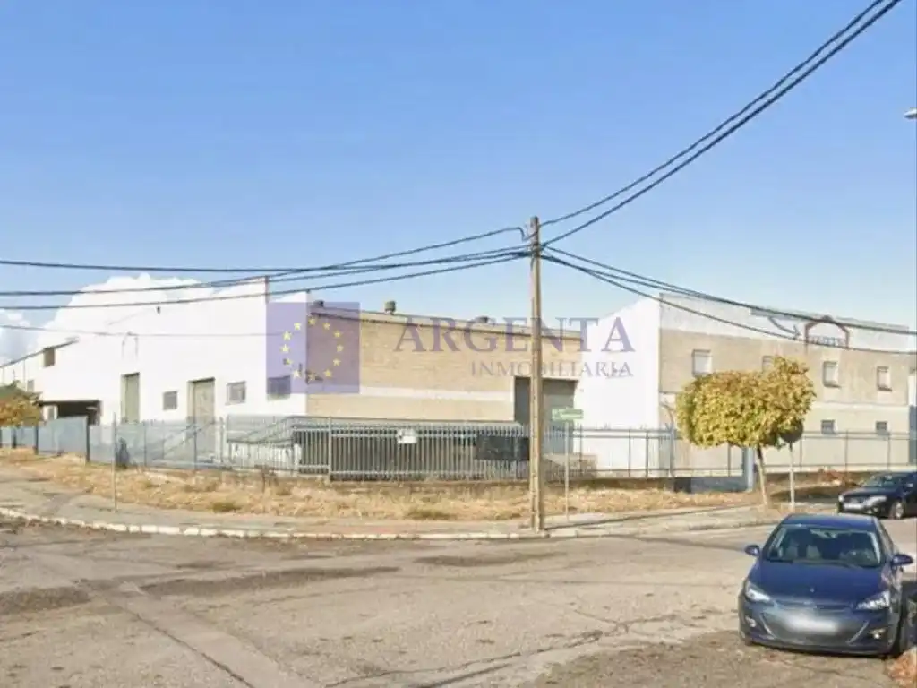 Nau industrial en venda a Calle Esquiladores