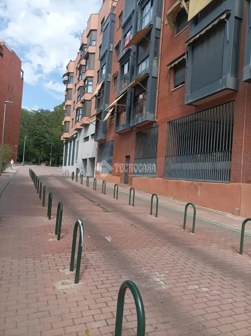 Einzelparkplatz zur Miete in PASEO DE LAS ACACIAS, imagen 4