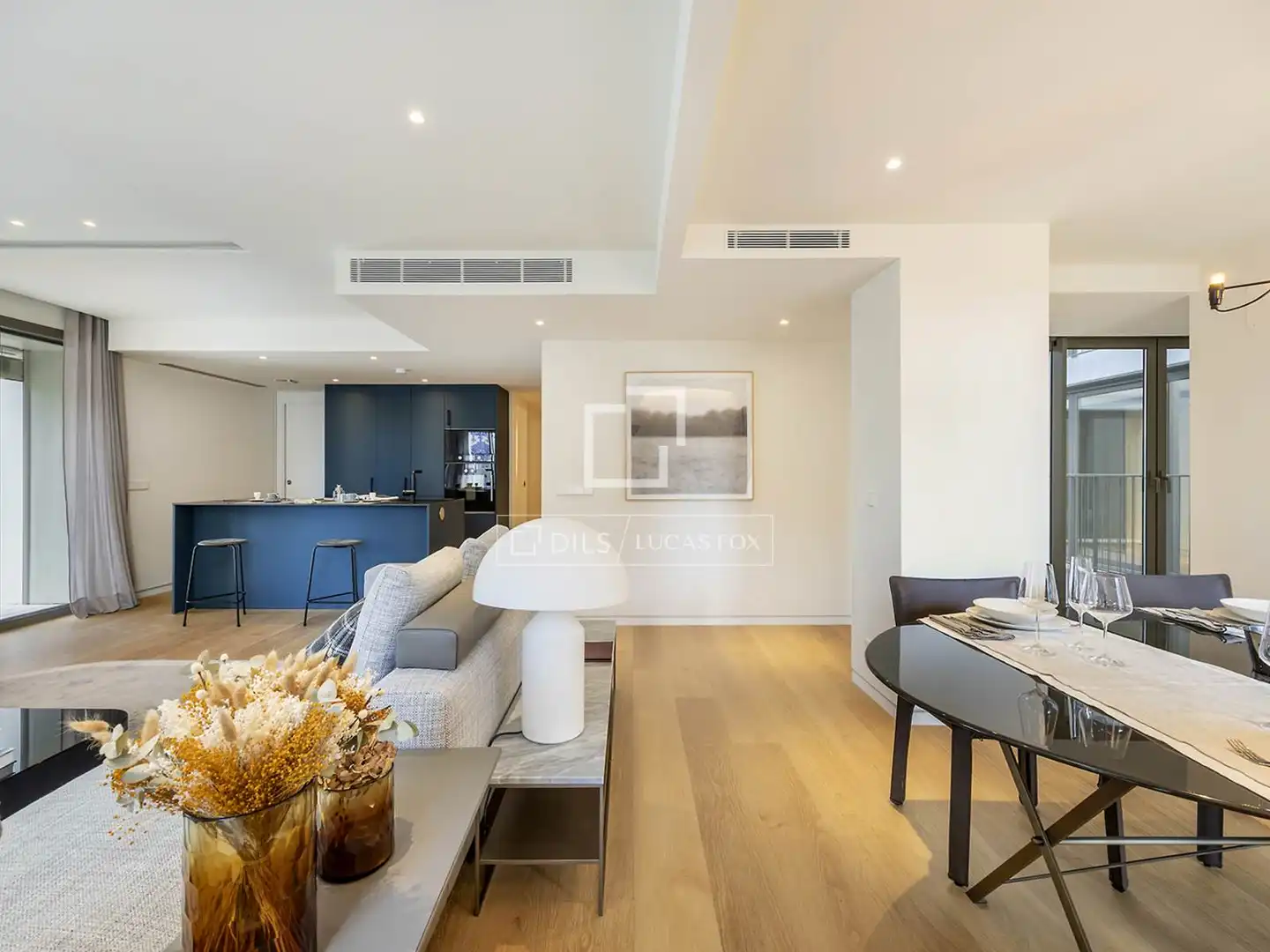 Wohnzimmer von Wohnung zum Verkauf in Barcelona mit Klimaanlage, Terrasse und Schwimmbad
