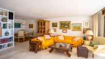 Living room of Flat for sale in Almuñécar  with Heating, Terrace and Swimming Pool