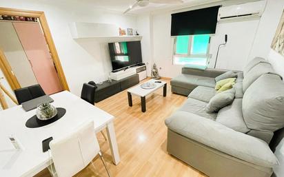 Wohnzimmer von Wohnung zum verkauf in Mislata mit Klimaanlage