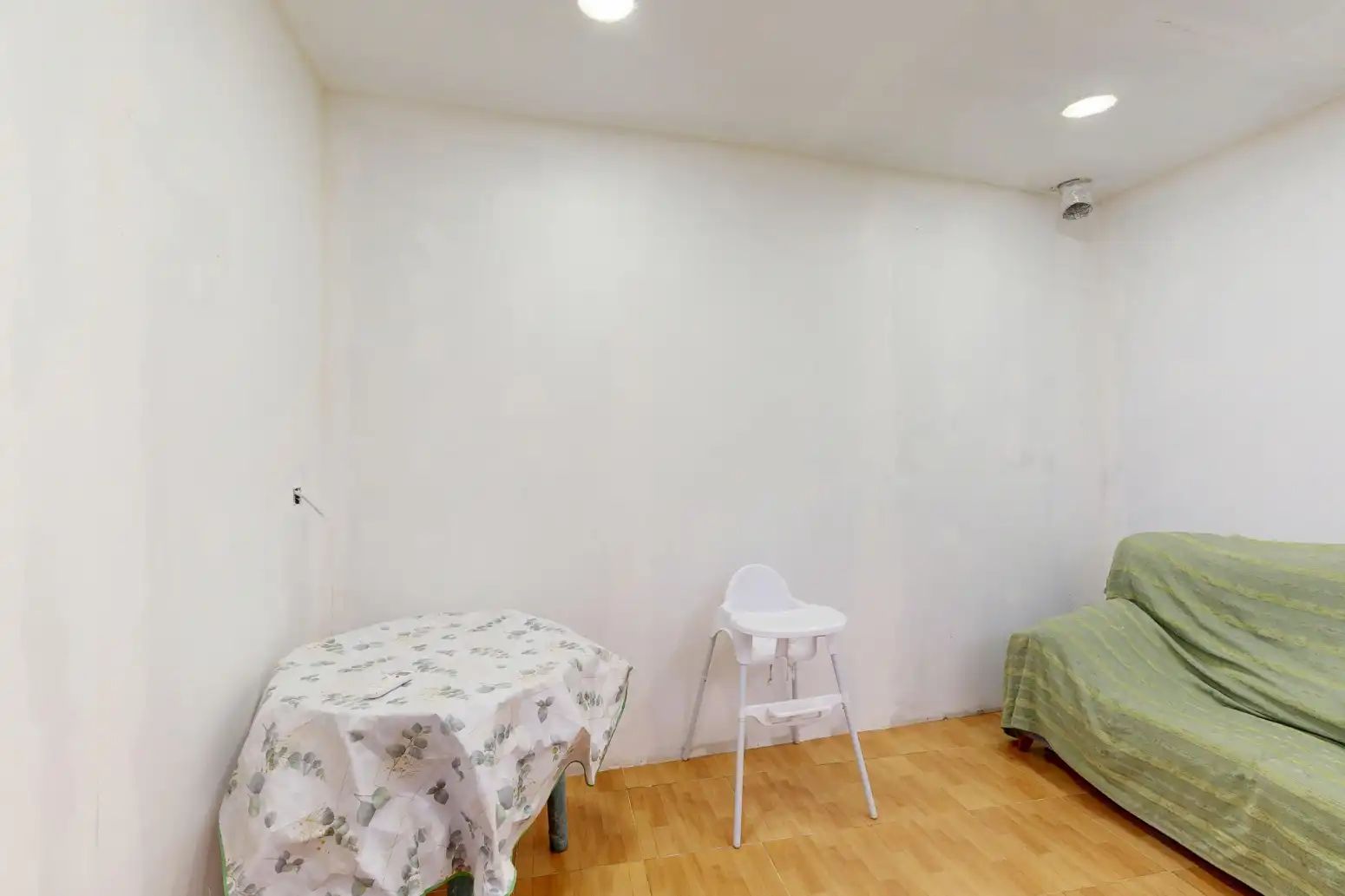 Dormitori de Casa adosada en venda en Cartagena amb Aire condicionat i Jardí privat