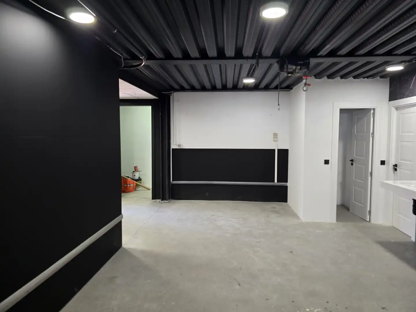 Nave industrial de alquiler en Boadilla del Monte