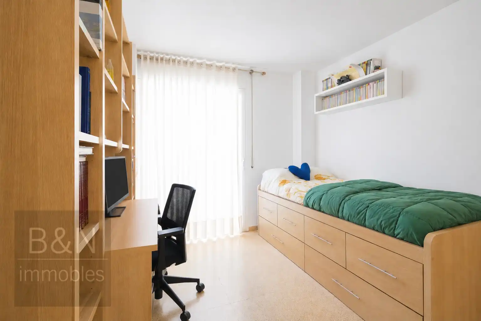 Habitación de Piso en venta en Terrassa con Aire acondicionado, Calefacción y Balcón