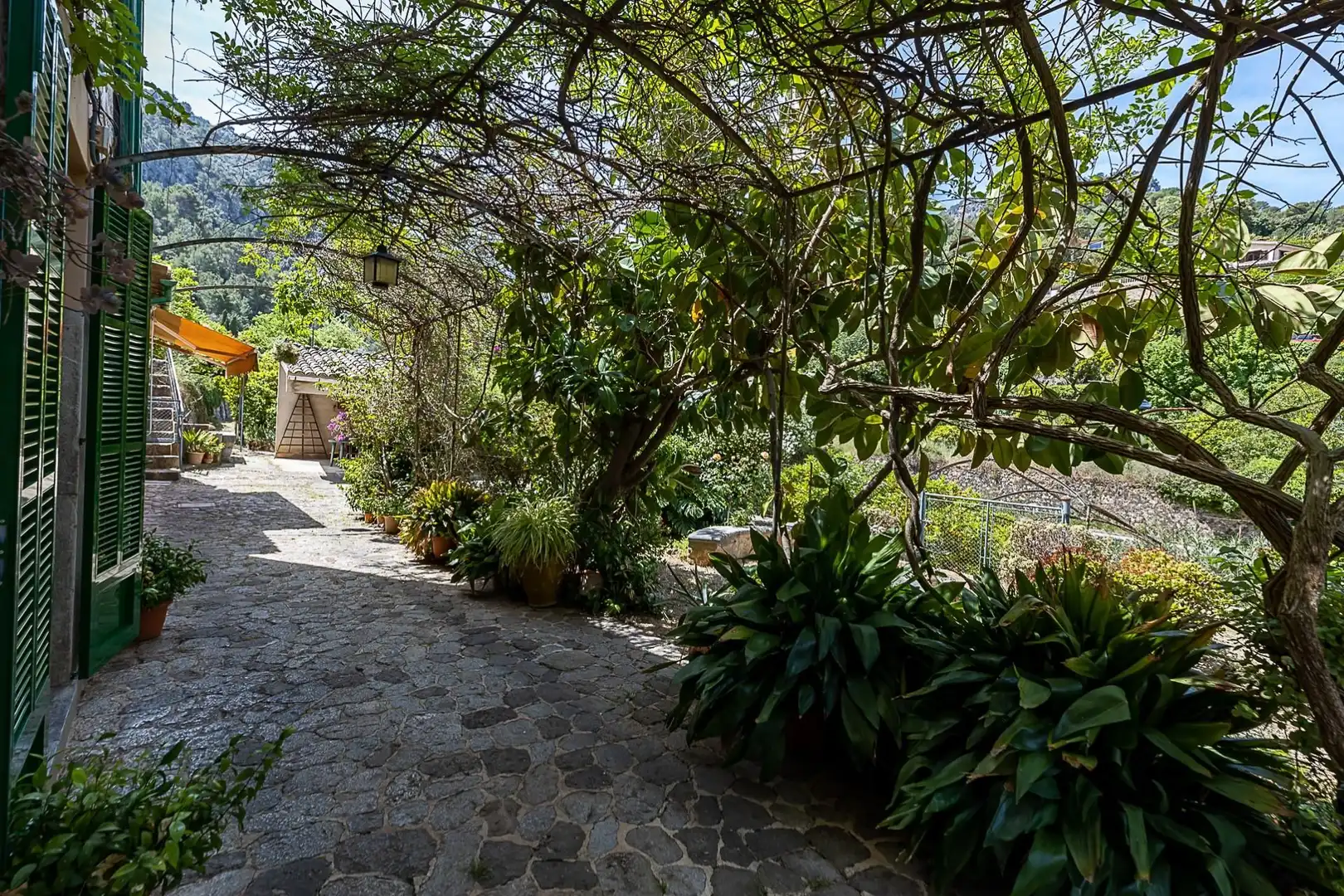 Jardí de Finca rústica en venda en Sóller amb Terrassa