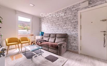 Living room of Flat for sale in Barakaldo   with Heating, Private garden and Balcony