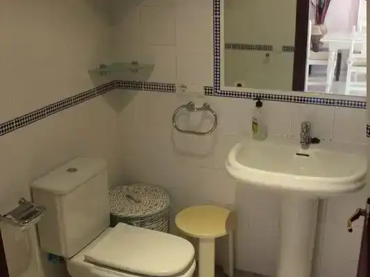 Bany de Apartament de lloguer en Novo Sancti Petri