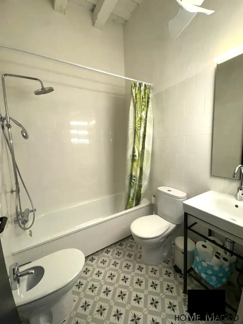 Badezimmer von Gebäude zum Verkauf in El Puerto de Santa María mit Alarm