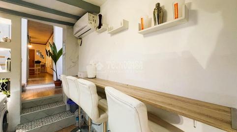 Foto 2 de Piso en venta en El Camp de l'Arpa del Clot, Barcelona