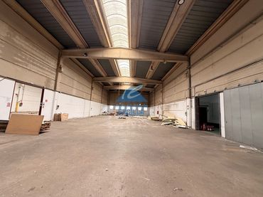 Nau industrial en venda a Barrio el Campillo