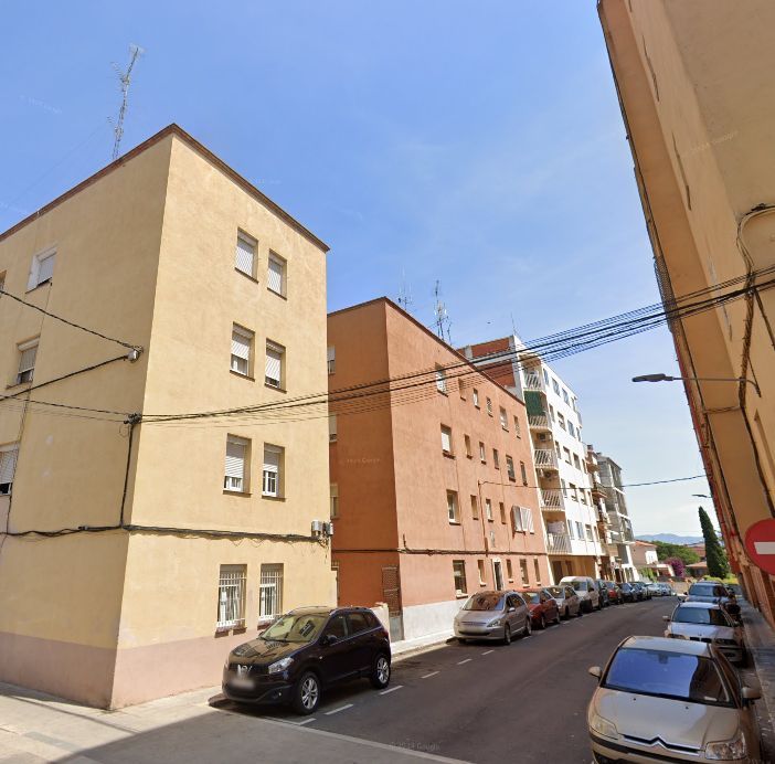 Exterior view of Flat for sale in Figueres