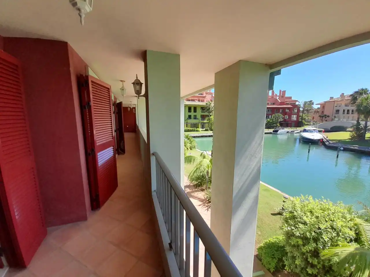 Wohnung mit Pool zum Verkauf in Puerto de Sotogrande - La Marina, imagen 4
