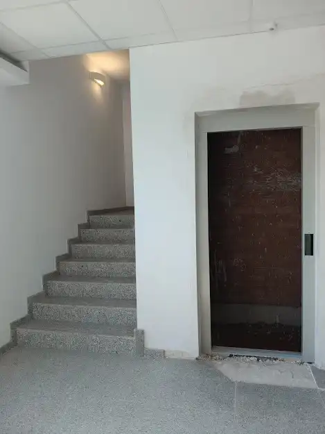 Gebäude zur Miete in El Prat de Llobregat