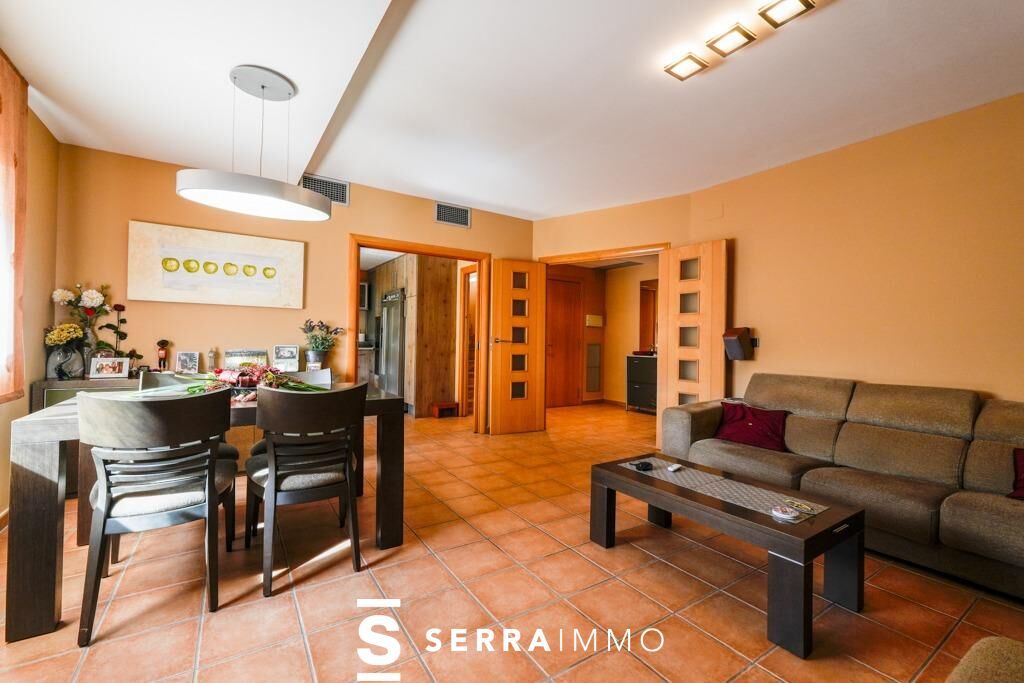 Sala d'estar de Casa o xalet en venda en Sant Pere de Ribes amb Aire condicionat, Calefacció i Jardí privat