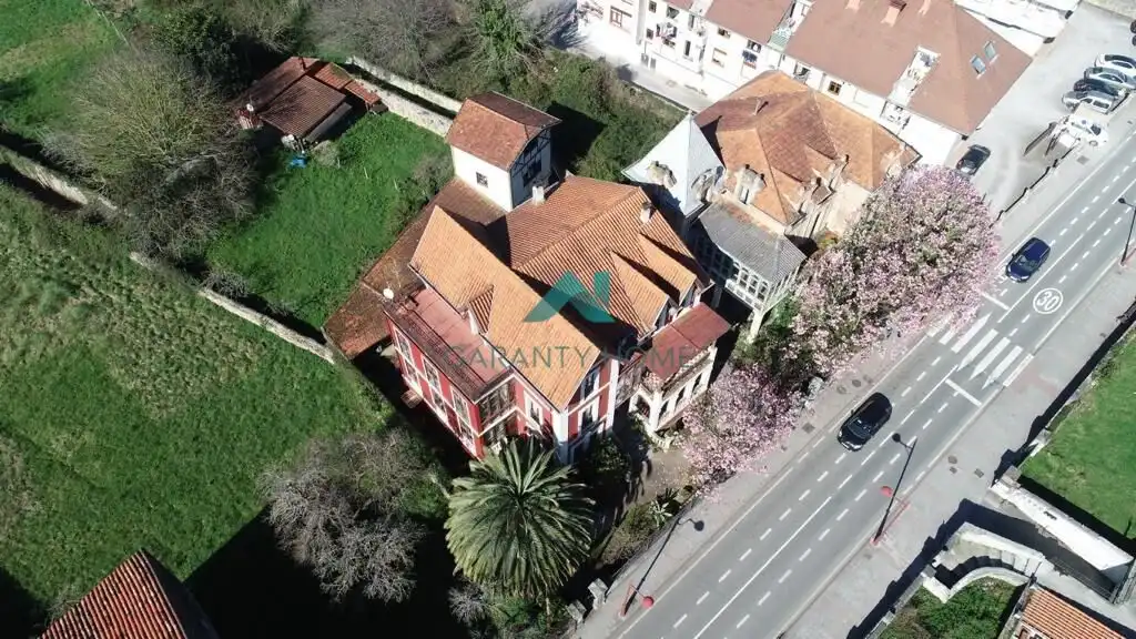 Außenansicht von Country house zum Verkauf in Ampuero mit Heizung, Privatgarten und Terrasse