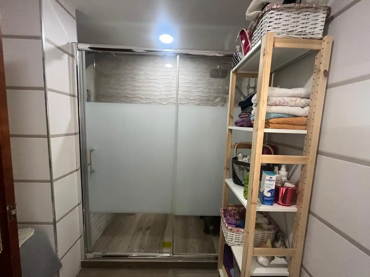 Baño de Piso en venta en Huelva con Aire acondicionado y Calefacción