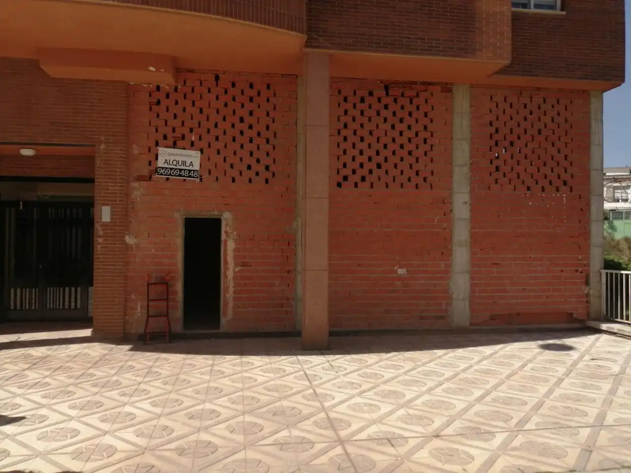 Local comercial de lloguer a San Fernando - Carretera de Valencia