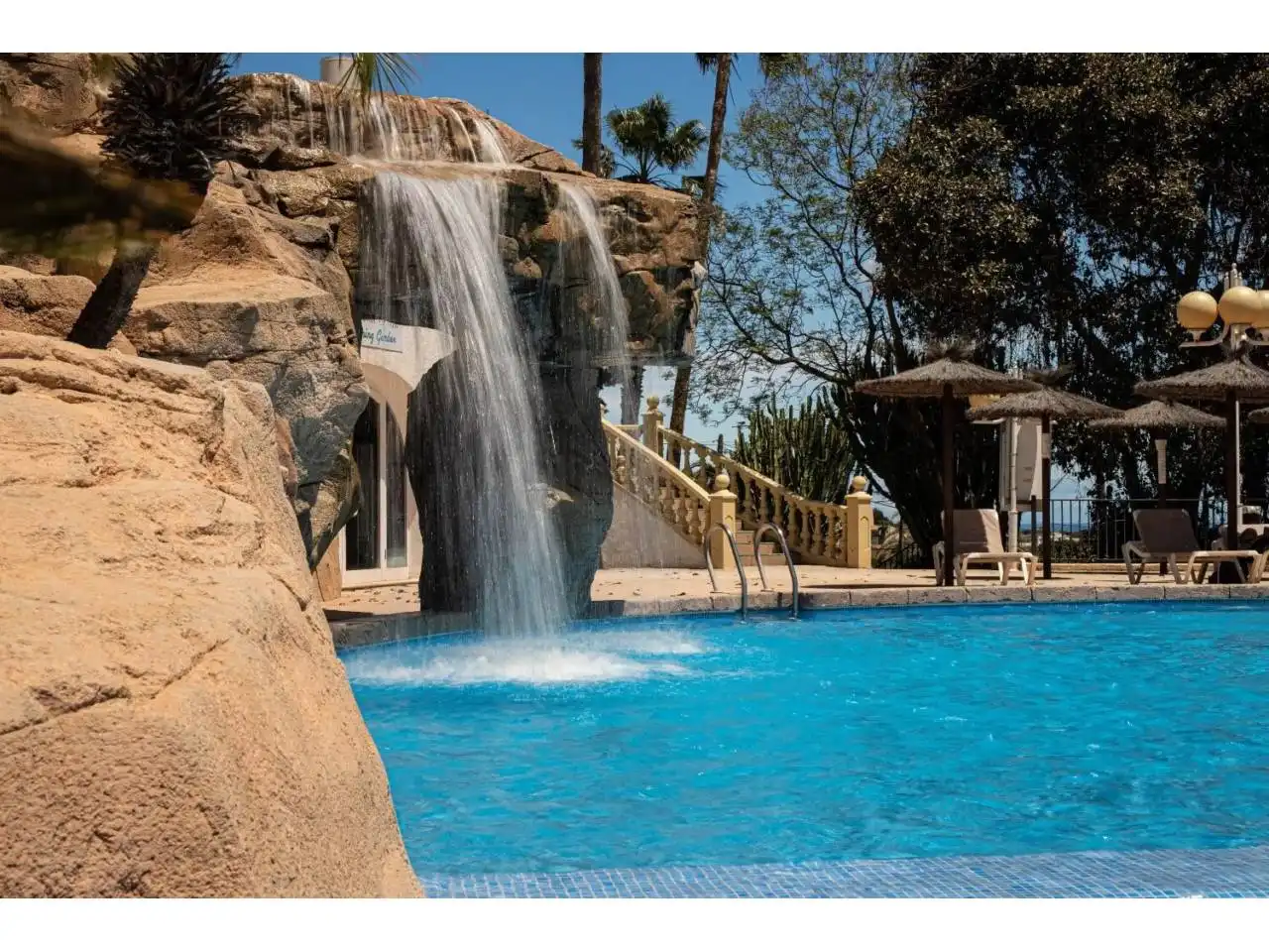 Piscina de Casa adosada en venta en Calpe / Calp con Aire acondicionado, Terraza y Amueblado