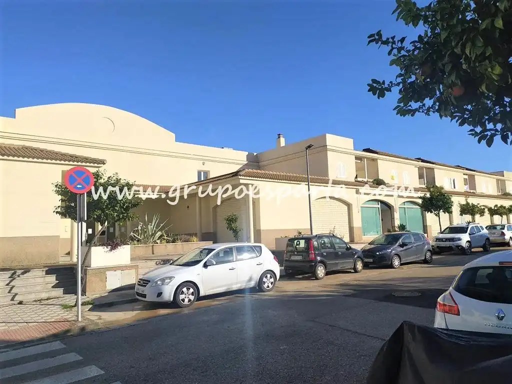 Local en venta en Calle Séneca, 12, Valencina de la Concepción