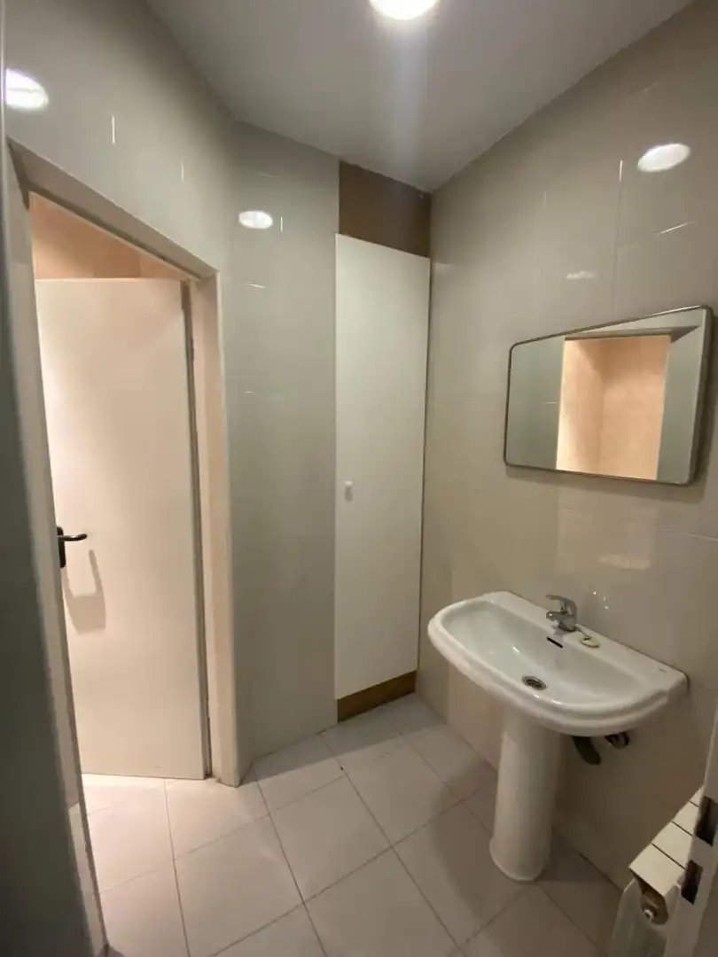 Local comercial en venda a Calle Juan Ramon Jimenez 3º5 Bajo 24009 Leon, imagen 6