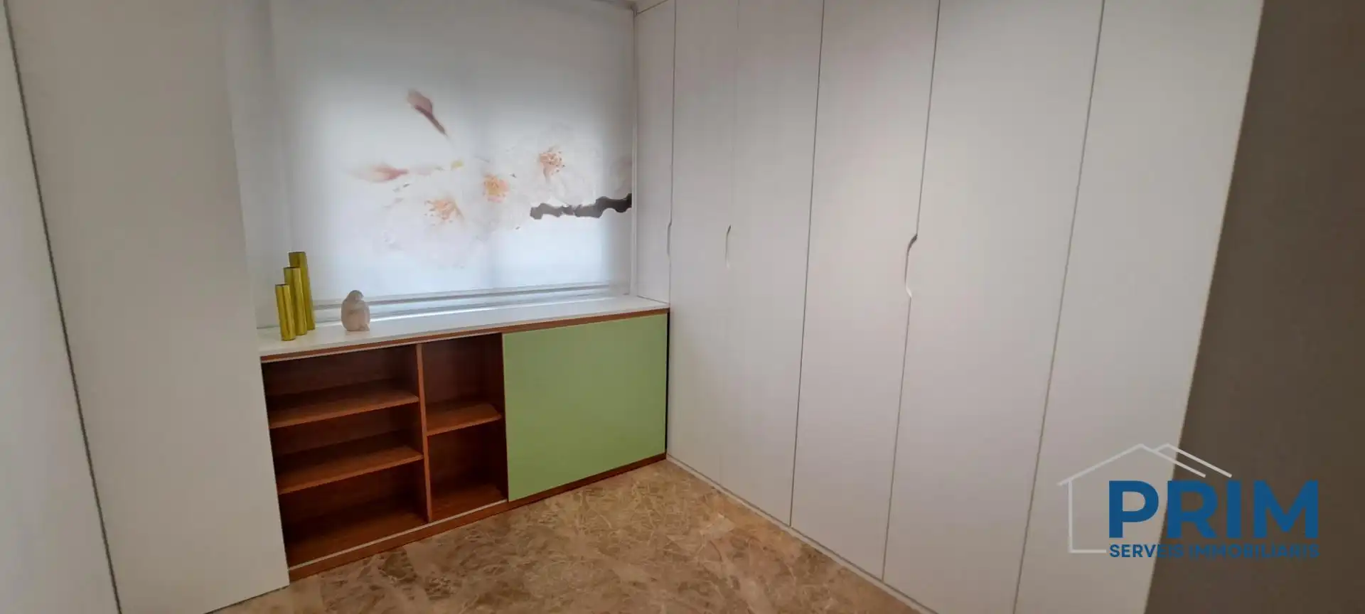 Bedroom of Flat for rent in Mestral 