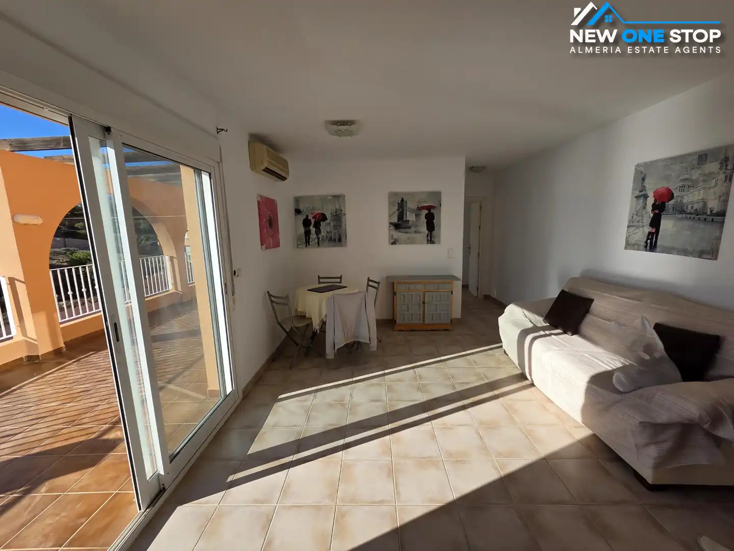 Sala de estar de Ático en venta en Mojácar con Aire acondicionado, Calefacción y Terraza