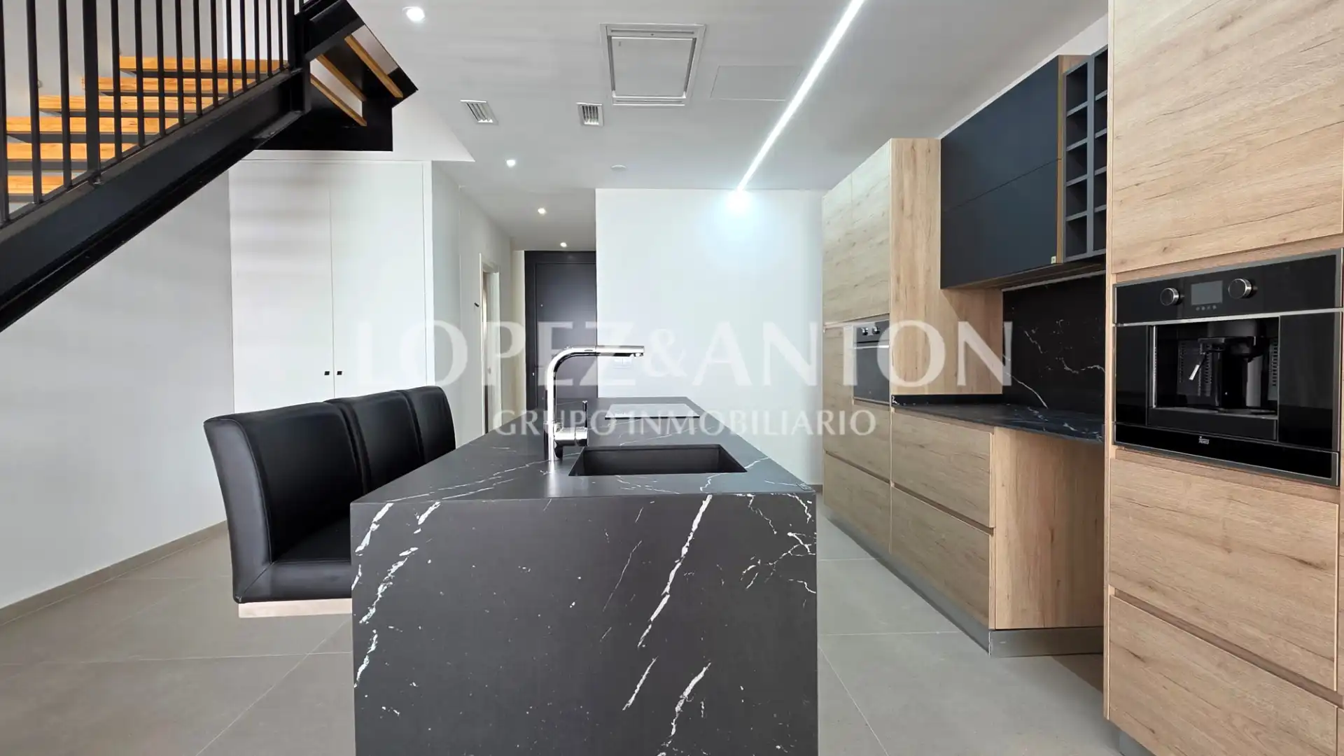 Cocina de Casa adosada en venta en Benaguasil con Aire acondicionado, Calefacción y Terraza