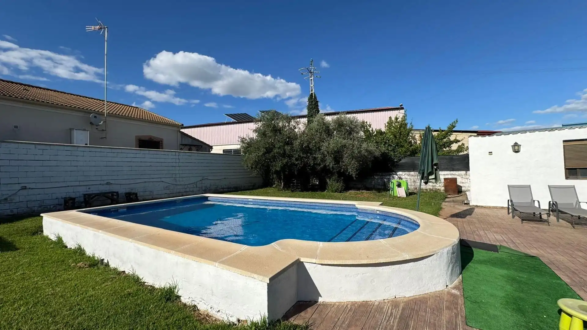 Swimming pool of Houses for sale in Córdoba  with Swimming Pool