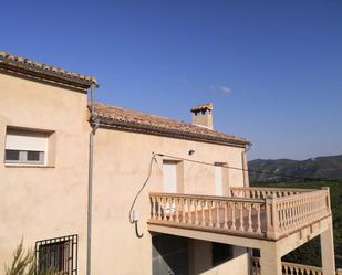 Vista exterior de Casa o xalet en venda en Vallada amb Aire condicionat, Terrassa i Balcó