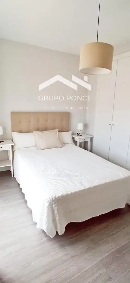 Bedroom of Flat for rent in Jerez de la Frontera  with Air Conditioner, Storage room and Furnished