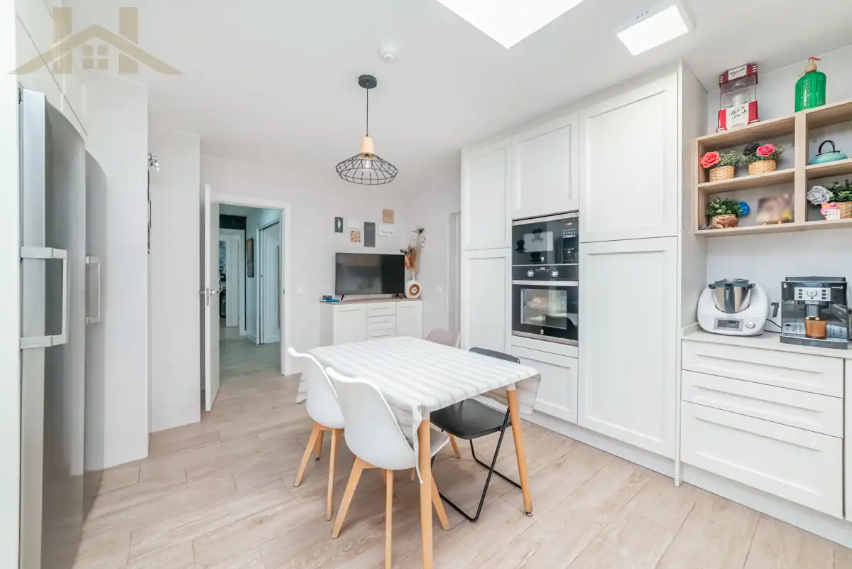 Cocina de Casa adosada en venta en Rivas-Vaciamadrid con Aire acondicionado, Calefacción y Jardín privado