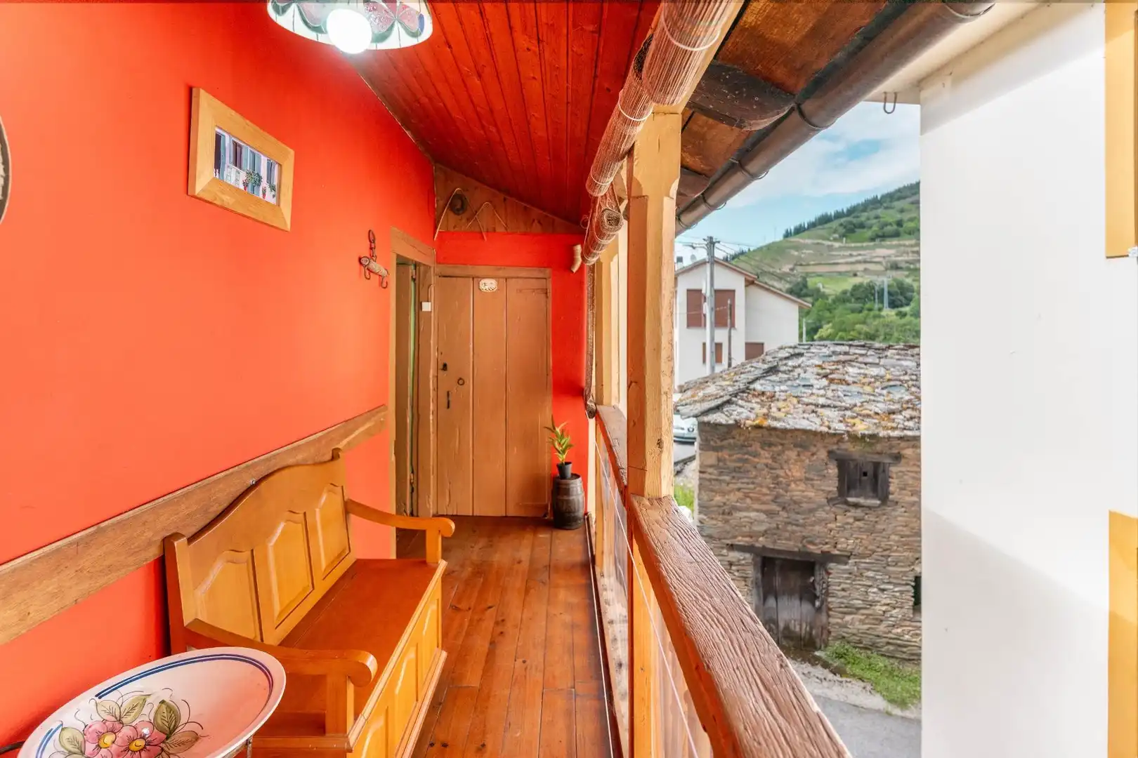 Terraza de Casa o chalet en venta en Cangas del Narcea con Jardín privado, Amueblado y Balcón