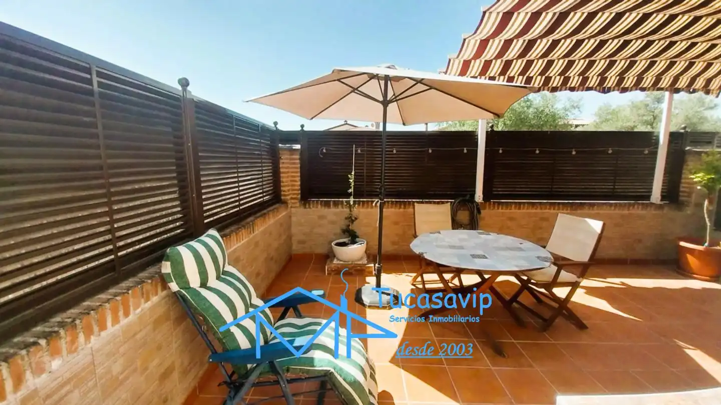 Habitatge amb piscina en venda a La Adrada, imagen 22