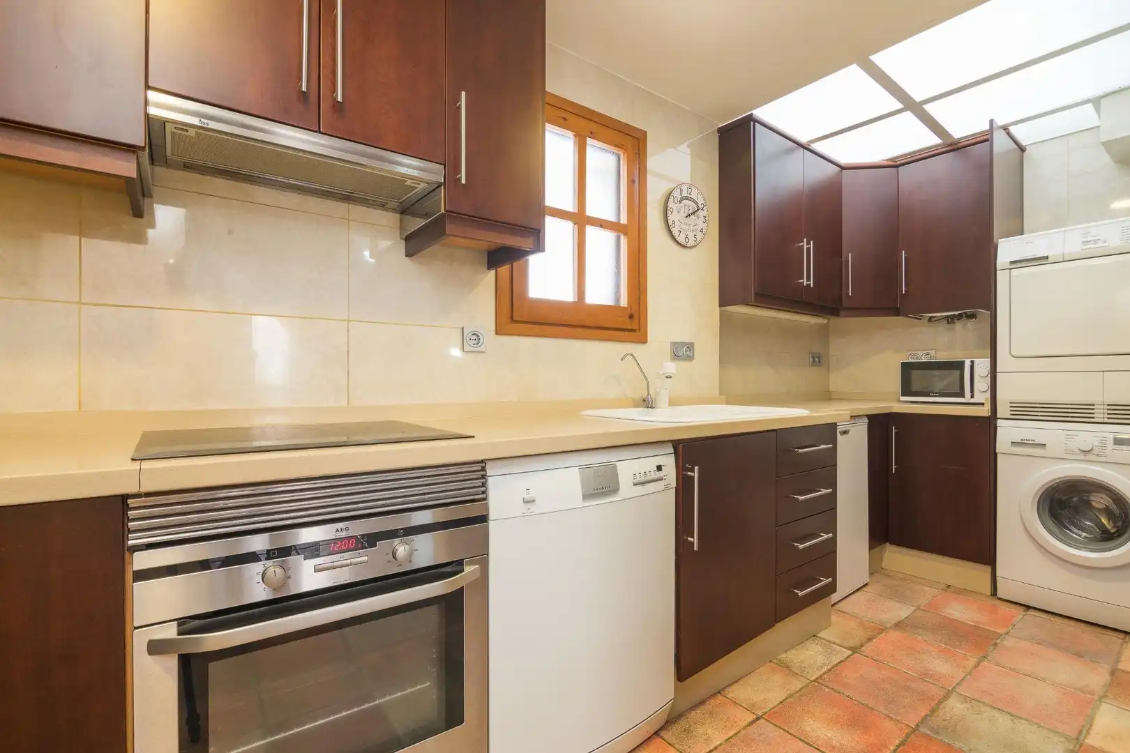 Bungalow amb terrassa de lloguer a Avenida santiago bernabeu 44, imagen 18