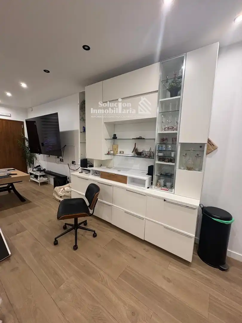 Sala d'estar de Pis en venda en Salamanca amb Aire condicionat, Calefacció i Moblat